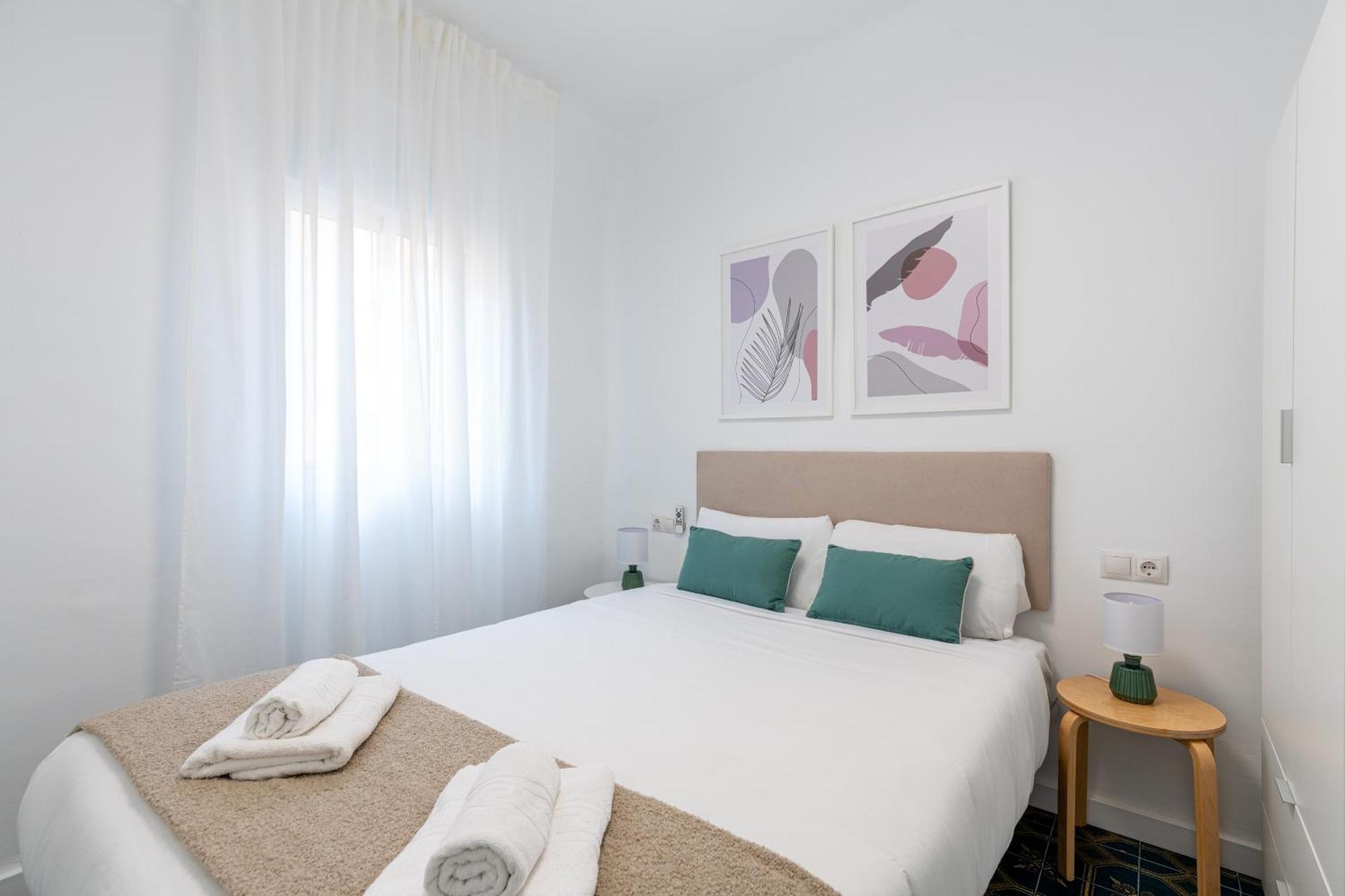 Piso Elegante Y Nuevo De 3 Habitaciones Y 2 Banos Sevilla Eksteriør bilde
