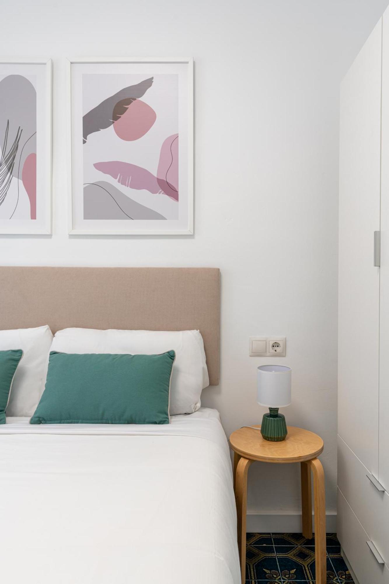 Piso Elegante Y Nuevo De 3 Habitaciones Y 2 Banos Sevilla Eksteriør bilde
