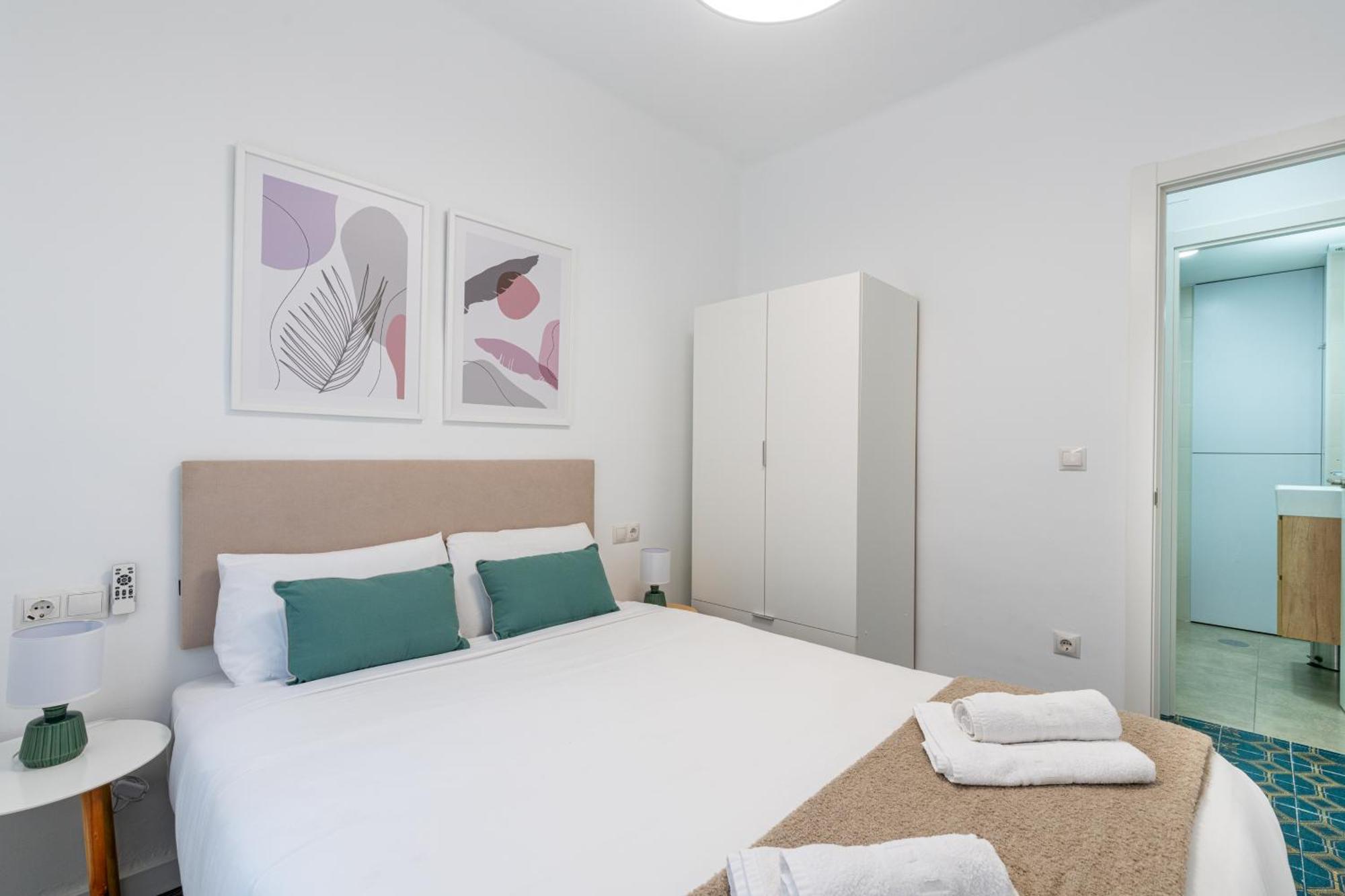 Piso Elegante Y Nuevo De 3 Habitaciones Y 2 Banos Sevilla Eksteriør bilde